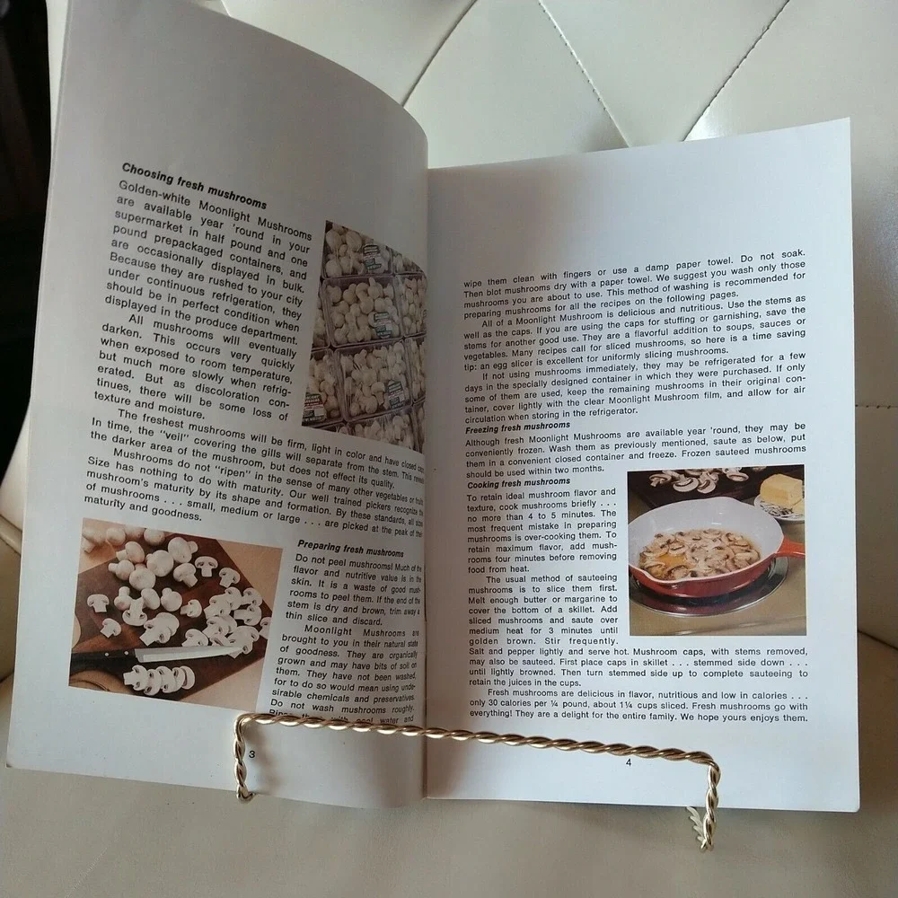 Good Things To Eat With Moonlight Mushrooms Vintage‎ Cookbook Pamphlet Booklet